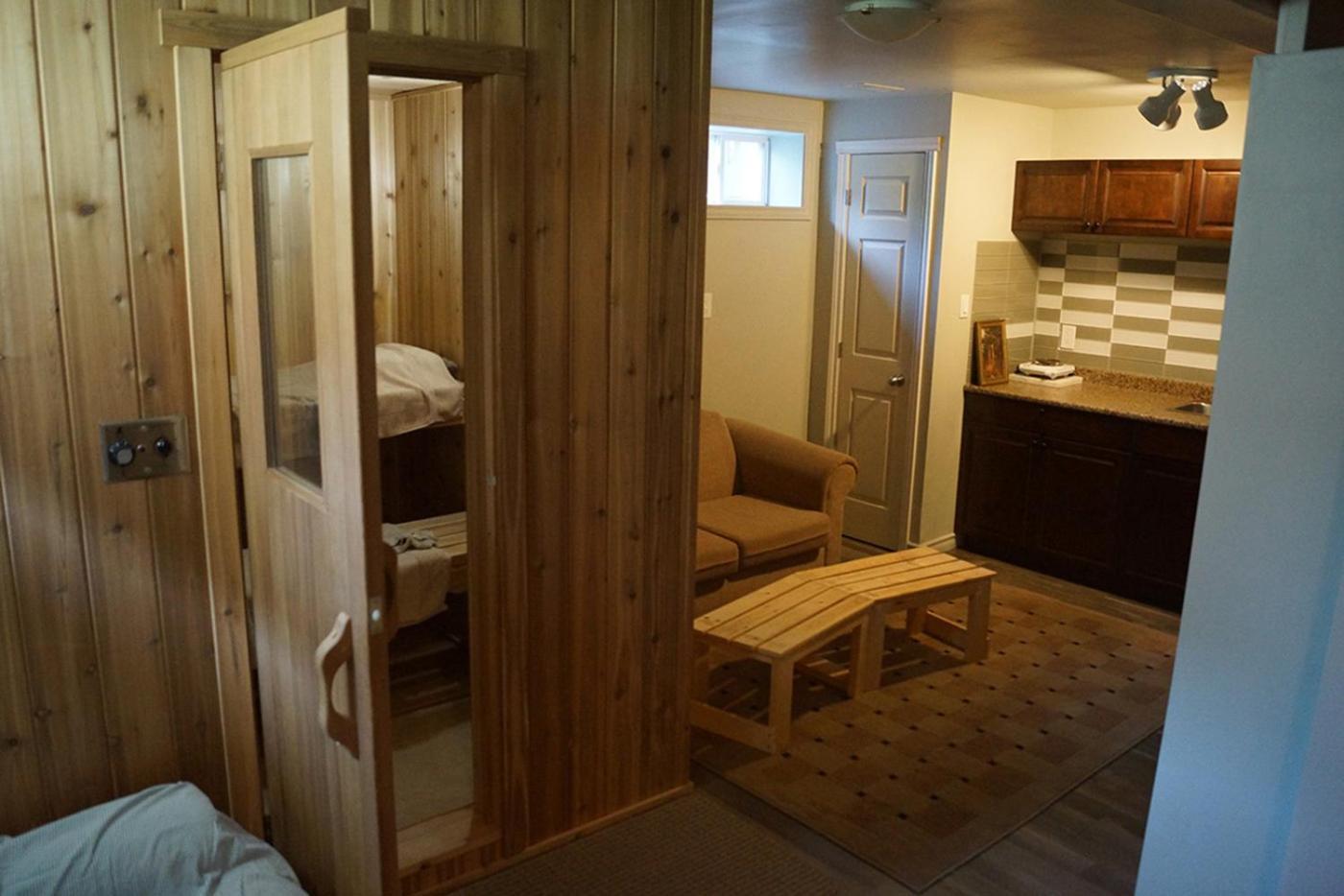 Pelican Guest House. Village Style Living. Spend Vacation Time In Eco Place! Fort Erie Luaran gambar